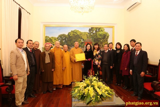 Organisasi agama, kantor perwakilan diplomatik mengucapkan selamat Hari Raya Tet kepada kota Hanoi - ảnh 1