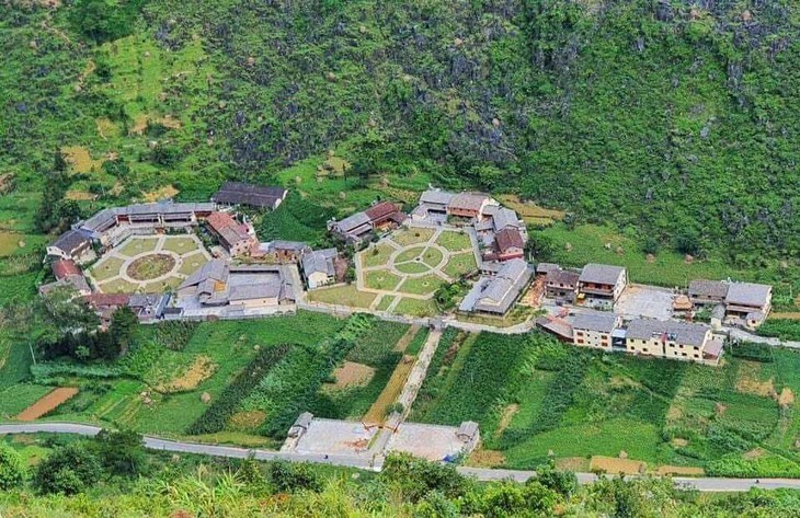 Pa Vi Ha: Une destination enchanteresse du plateau calcaire de Dông Van - ảnh 1