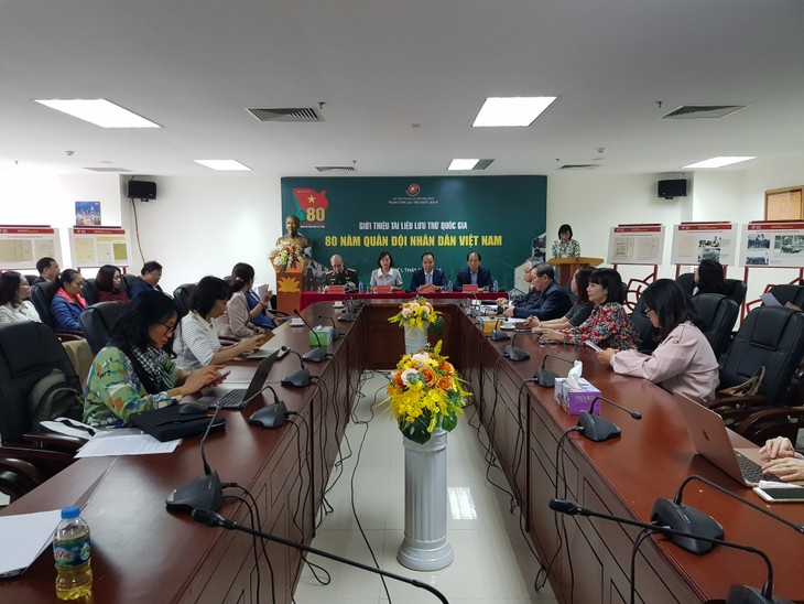 80 ans de l’Armée populaire du Vietnam: présentation des archives nationales - ảnh 1