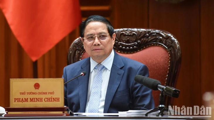 Pham Minh Chinh exige le respect des délais et la qualité de l’autoroute Châu Dôc - Cân Tho - Soc Trang - ảnh 1