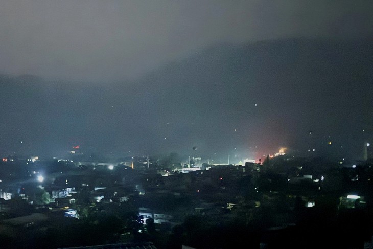 L’Inde frappe des camps terroristes au Pakistan en représailles à l’attaque meurtrière d’avril - ảnh 1