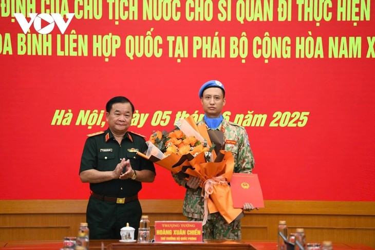 Un officier vietnamien envoyé au Soudan du Sud pour une mission de maintien de la paix - ảnh 2