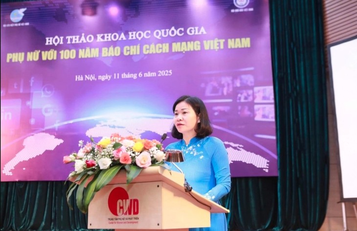La presse contribue à renforcer la place des femmes dans l’ère d’intégration et de transformation numérique - ảnh 1