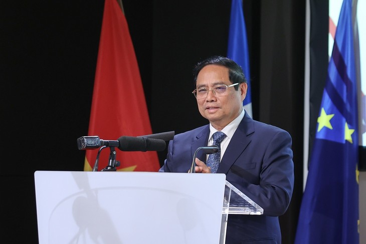Pham Minh Chinh au Forum des entreprises Vietnam – France - ảnh 2