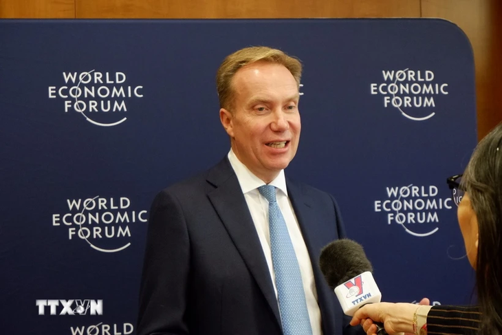 Le président du WEF met en garde contre les conséquences de l’incapacité de l’économie mondiale à se redresser - ảnh 1