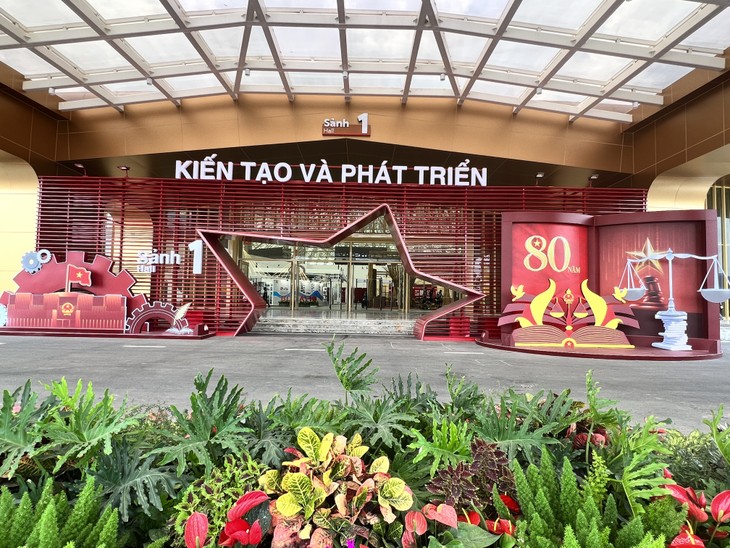 Préparatifs pour l’exposition “80 ans d’indépendance, de liberté et de bonheur” - ảnh 2