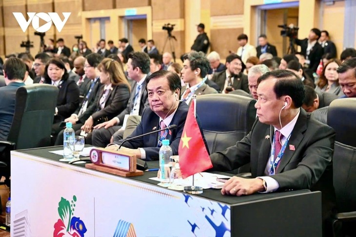 Le Vietnam continuera d’accompagner l’AIPA pour transformer la vision et les aspirations de l’ASEAN en réalité  - ảnh 1