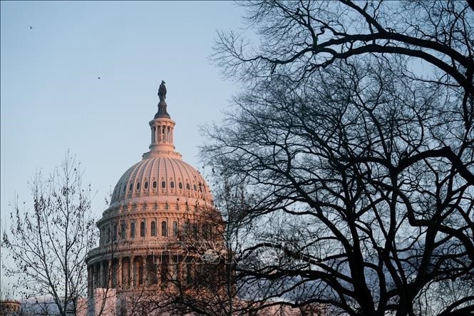 Le Sénat américain reste dans l’impasse pour adopter un budget temporaire - ảnh 1