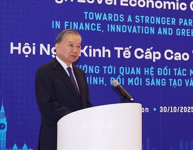 Tô Lâm au Forum économique de haut niveau Vietnam–Royaume-Uni - ảnh 1