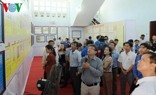 Exposition sur Hoang Sa et Truong Sa à Ha Nam - ảnh 1