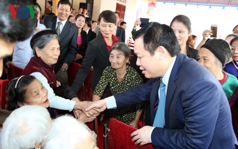 Fête de la grande union à Nghe An et Son La - ảnh 1