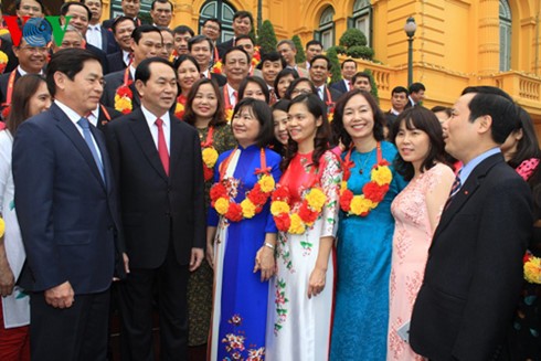 Tran Dai Quang rencontre des secrétaires modèles - ảnh 1