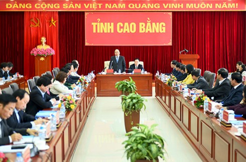 Il faut faire Cao Bang un bel exemple dans la réduction la pauvreté - ảnh 1