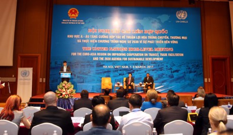 Deuxième journée de la conférence de haut niveau des Nations Unies à Hanoi - ảnh 1