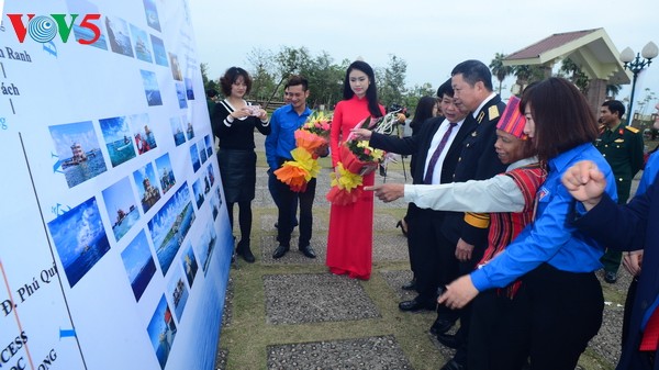 Exposition sur Hoàng Sa et Truong Sa à Bach Long Vi - ảnh 1