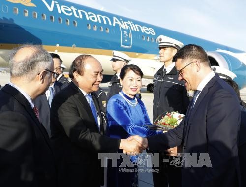 Nguyen Xuan Phuc entame sa visite en Allemagne - ảnh 1