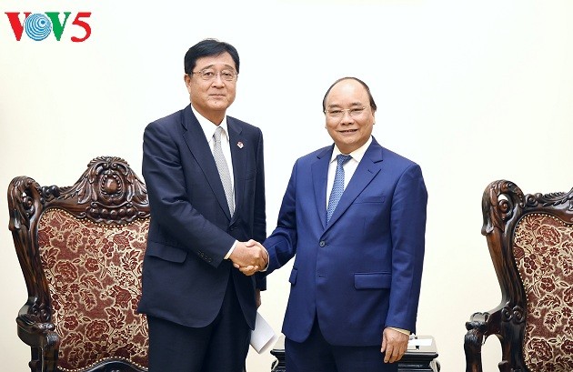 Le Premier ministre reçoit le directeur général de Mitsubishi Motors - ảnh 1