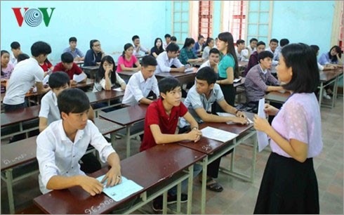 Les droits de l’homme entrent dans le cursus scolaire - ảnh 1