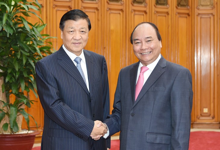  Nguyen Xuan Phuc reçoit Liu Yunshan - ảnh 1