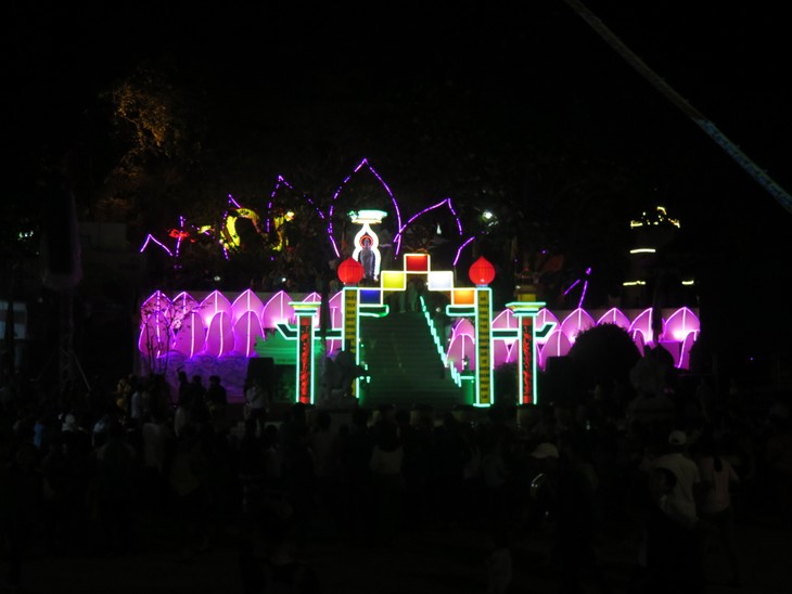 Ouverture de la fête de la pagode de Quan Thê Am à Da Nang - ảnh 1