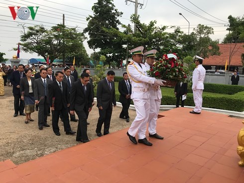 Hommage au président Hô Chi Minh  - ảnh 1