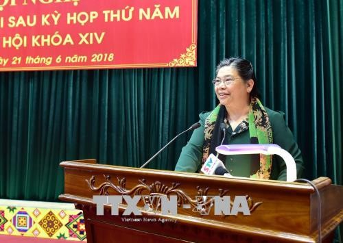 Tong Thi Phong rencontre l’électorat de Son La - ảnh 1