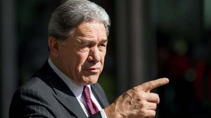 Winston Peters: La militarisation de la mer Orientale entrave la liberté de navigation - ảnh 1