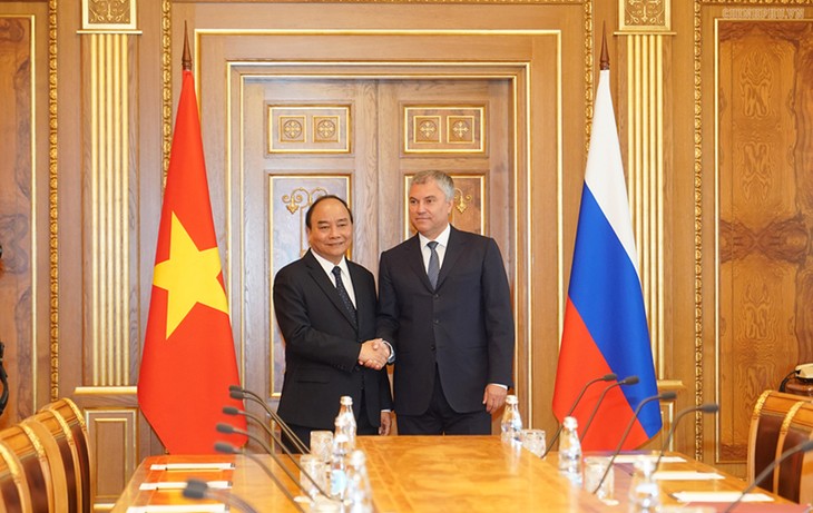 Nguyên Xuân Phuc rencontre le président de la Douma russe - ảnh 1