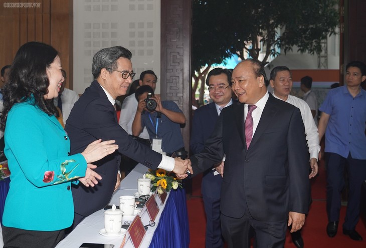 Nguyên Xuân Phuc à la conférence de promotion des investissements à Kiên Giang - ảnh 1