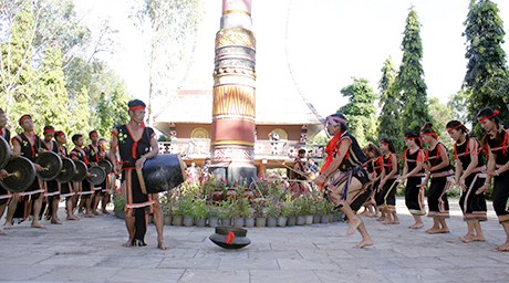 Xoang, la danse des Banars - ảnh 2