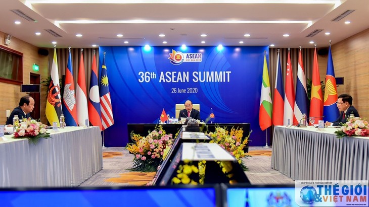 36e sommet de l’ASEAN: séance plénière - ảnh 1