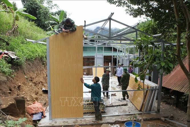 Lai Châu construit des maisons pour les pauvres - ảnh 1