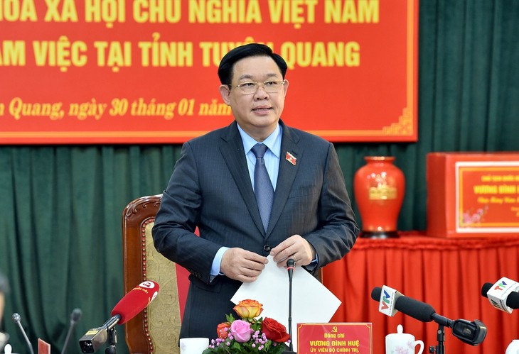 Vuong Dinh Huê en déplacement à Tuyên Quang - ảnh 1