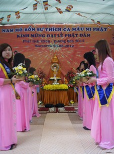 Đại lễ Phật Đản, Phật lịch 2556 - dương lịch 2012 tại Warszawa - ảnh 2