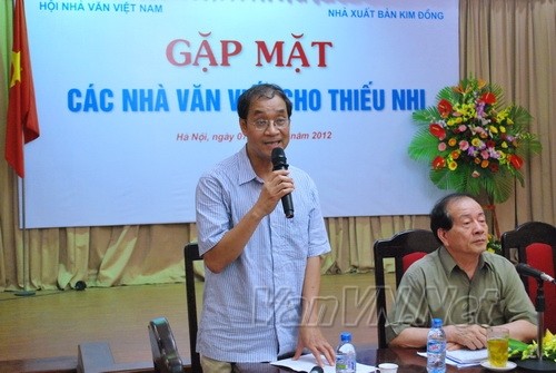 Gặp mặt các nhà văn viết cho thiếu nhi - ảnh 2