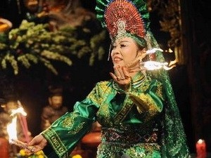 Hà Nội: Lần đầu tiên tổ chức Liên hoan nghi lễ chầu văn - ảnh 1