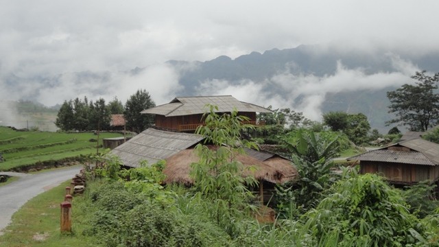 Cao nguyên đá Đồng Văn – Vẻ đẹp hoang sơ, hùng vỹ - ảnh 1