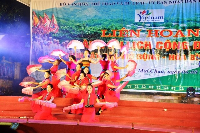 Khai mạc Liên hoan làng du lịch cộng đồng các tỉnh Tây Bắc năm 2017  - ảnh 1