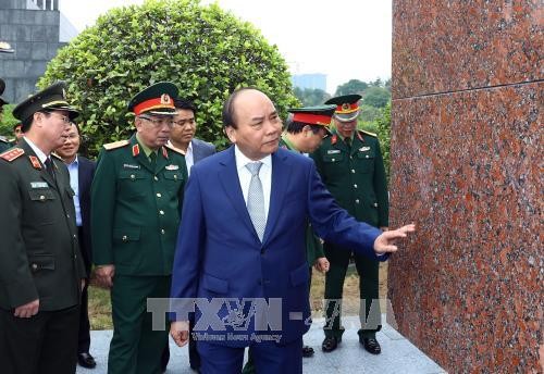 Thủ tướng làm việc với Ban Quản lý Lăng Chủ tịch Hồ Chí Minh - ảnh 1