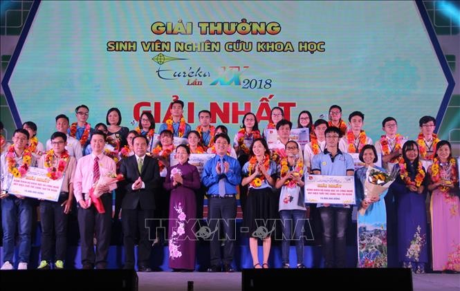 Trao Giải thưởng Sinh viên nghiên cứu khoa học Eureka lần thứ 20, năm 2018 - ảnh 1