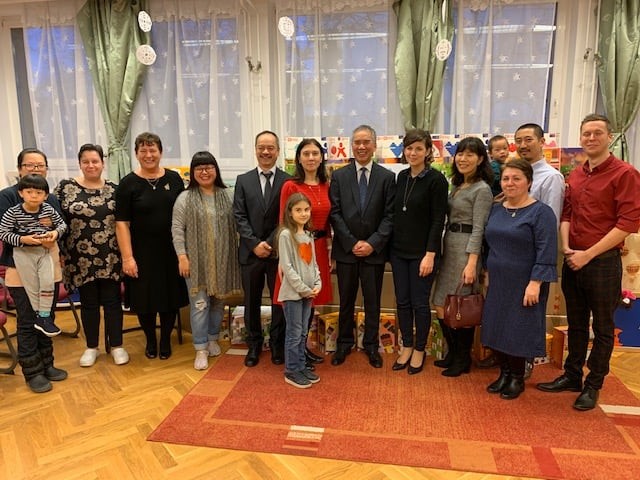 Cộng đồng người Việt Hungary hoạt động từ thiện mùa Giáng sinh 2019  - ảnh 6