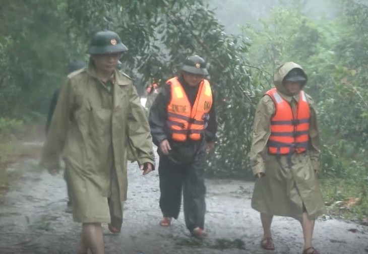 Truy thăng quân hàm và truy tặng Huân chương Bảo vệ Tổ quốc cho 12 liệt sĩ - ảnh 1