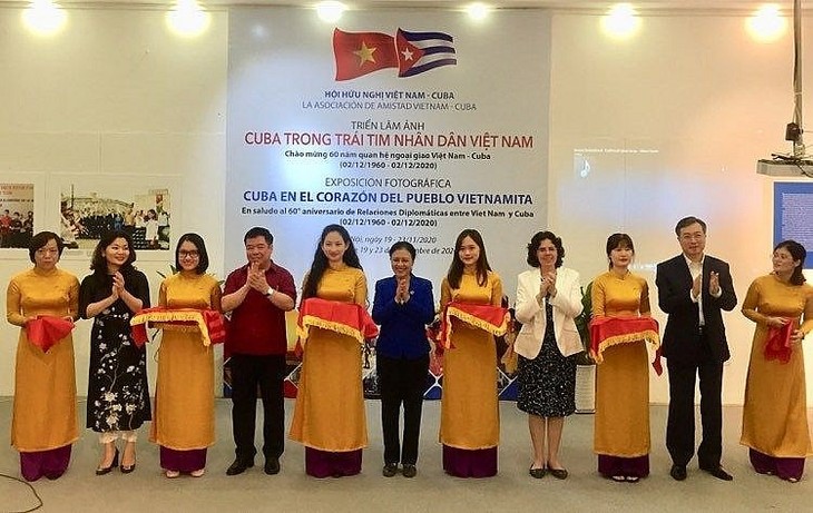 Triễn lãm ảnh Cuba trong trái tim nhân dân Việt Nam - ảnh 1