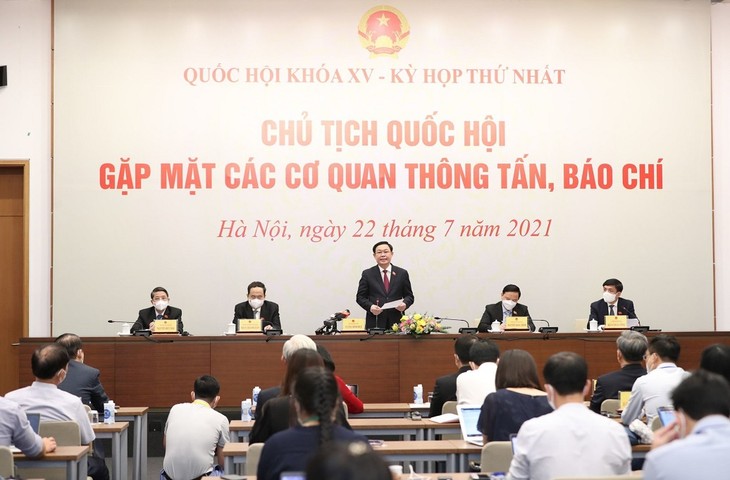 Chủ tịch Quốc hội Vương Đình Huệ chủ trì họp báo sau kiện toàn nhân sự lãnh đạo Quốc hội - ảnh 1