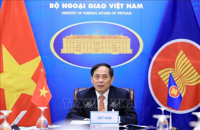 Các Bộ trưởng ASEAN họp trù bị cho các Hội nghị cấp cao ASEAN và Hội nghị cấp cao liên quan - ảnh 1