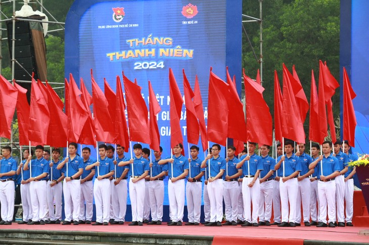 Tỉnh Đoàn Hòa Bình khởi động Tháng thanh niên năm 2024 - ảnh 1