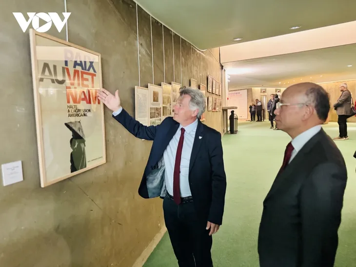 Đại sứ quán Việt Nam tại Pháp kỷ niệm 50 ngày Giải phóng miền Nam, thống nhất đất nước  - ảnh 1