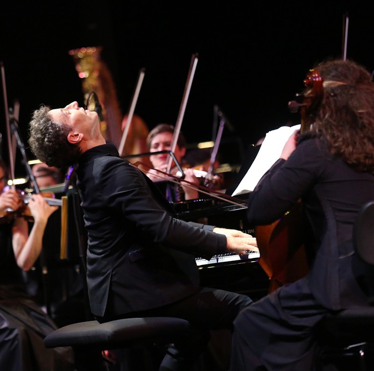  David Greilsammer trở lại với chương trình độc tấu piano mê hoặc Tiên nữ, giấc mộng và điệu vũ - ảnh 1