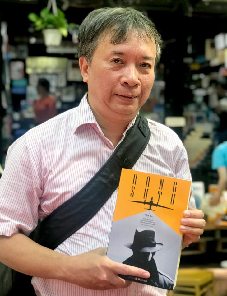 Dấu ấn người “bắc cầu” tác phẩm văn học đến với bạn đọc - ảnh 1