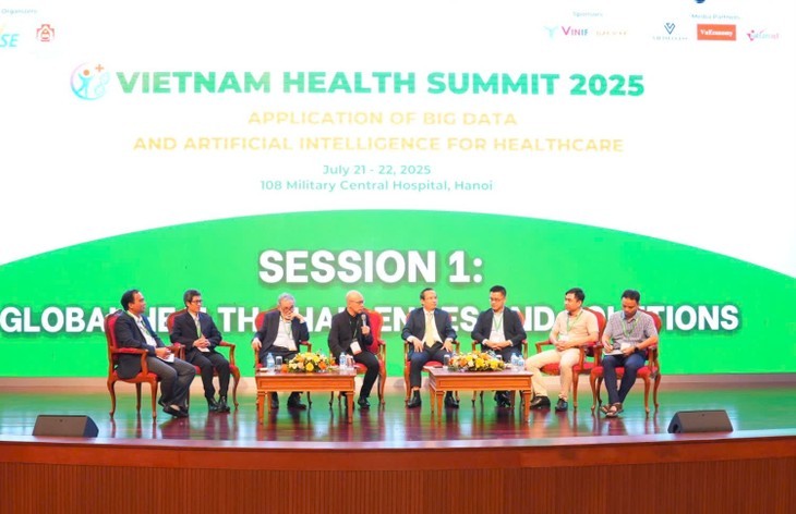 Diễn đàn Y tế Việt Nam 2025 kết nối dữ liệu lớn và AI trong chẩn đoán và điều trị y khoa - ảnh 1